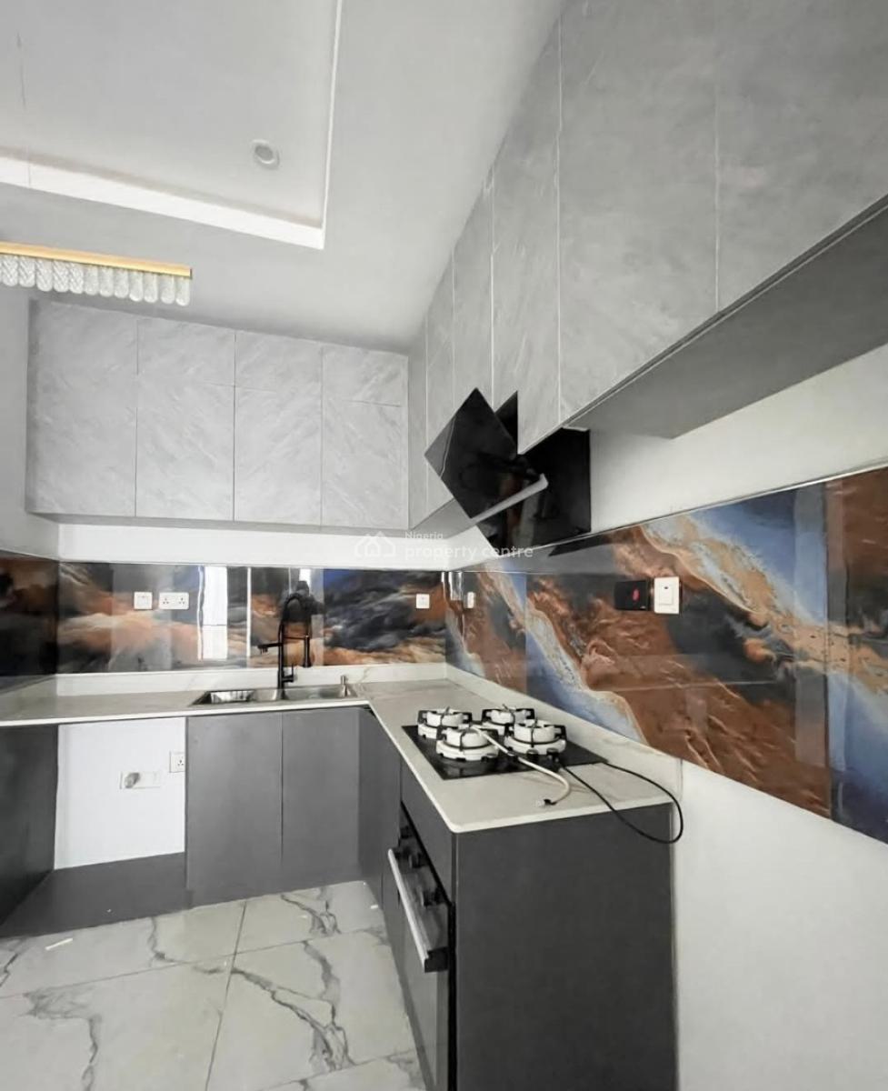 2 Bedroom Flat, Before Chevron Drive 2nd Toll Gate Axis, Ologolo, Lekki, Lagos, Flat / Apartment for Rent