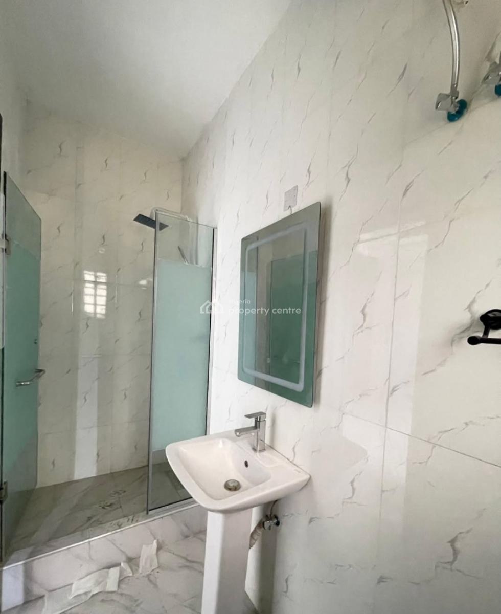 2 Bedroom Flat, Before Chevron Drive 2nd Toll Gate Axis, Ologolo, Lekki, Lagos, Flat / Apartment for Rent