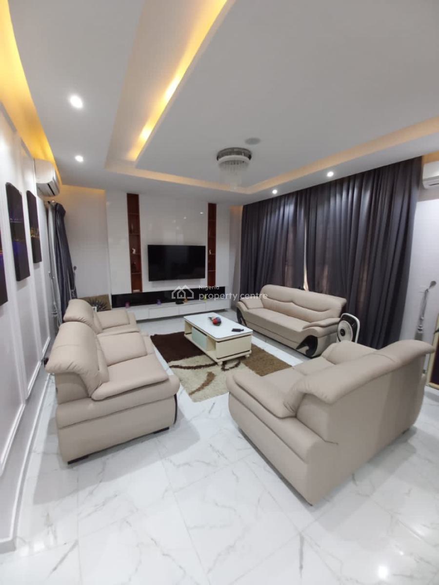 Waterfront 1 Bedroom Apartment with Swimming Pool, Fitted Gym, Cinema, Lekki Phase 1, Lekki, Lagos, Flat / Apartment Short Let