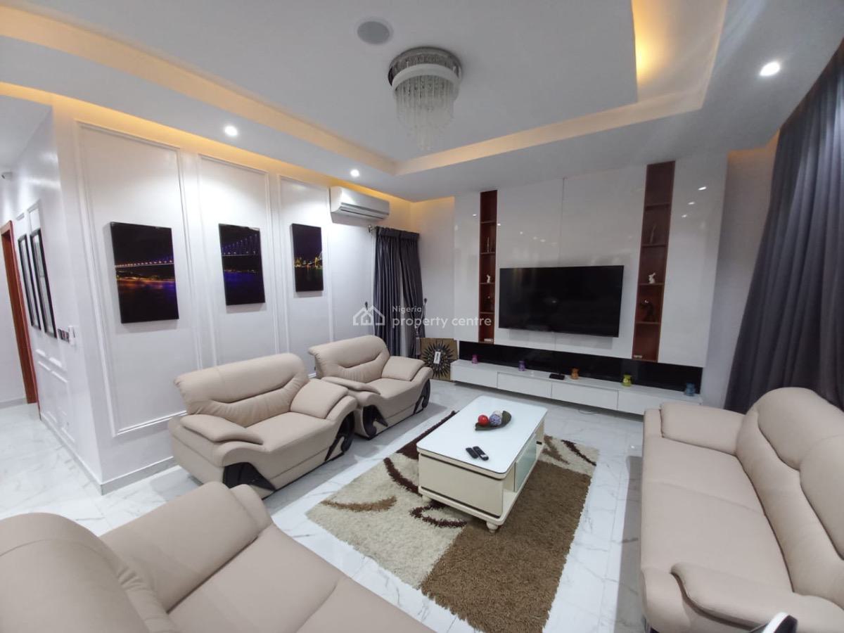 Waterfront 1 Bedroom Apartment with Swimming Pool, Fitted Gym, Cinema, Lekki Phase 1, Lekki, Lagos, Flat / Apartment Short Let