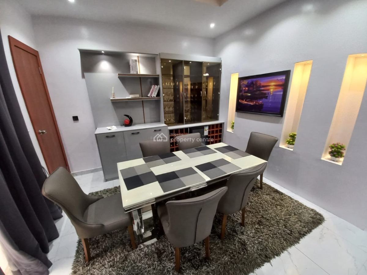 Waterfront 1 Bedroom Apartment with Swimming Pool, Fitted Gym, Cinema, Lekki Phase 1, Lekki, Lagos, Flat / Apartment Short Let