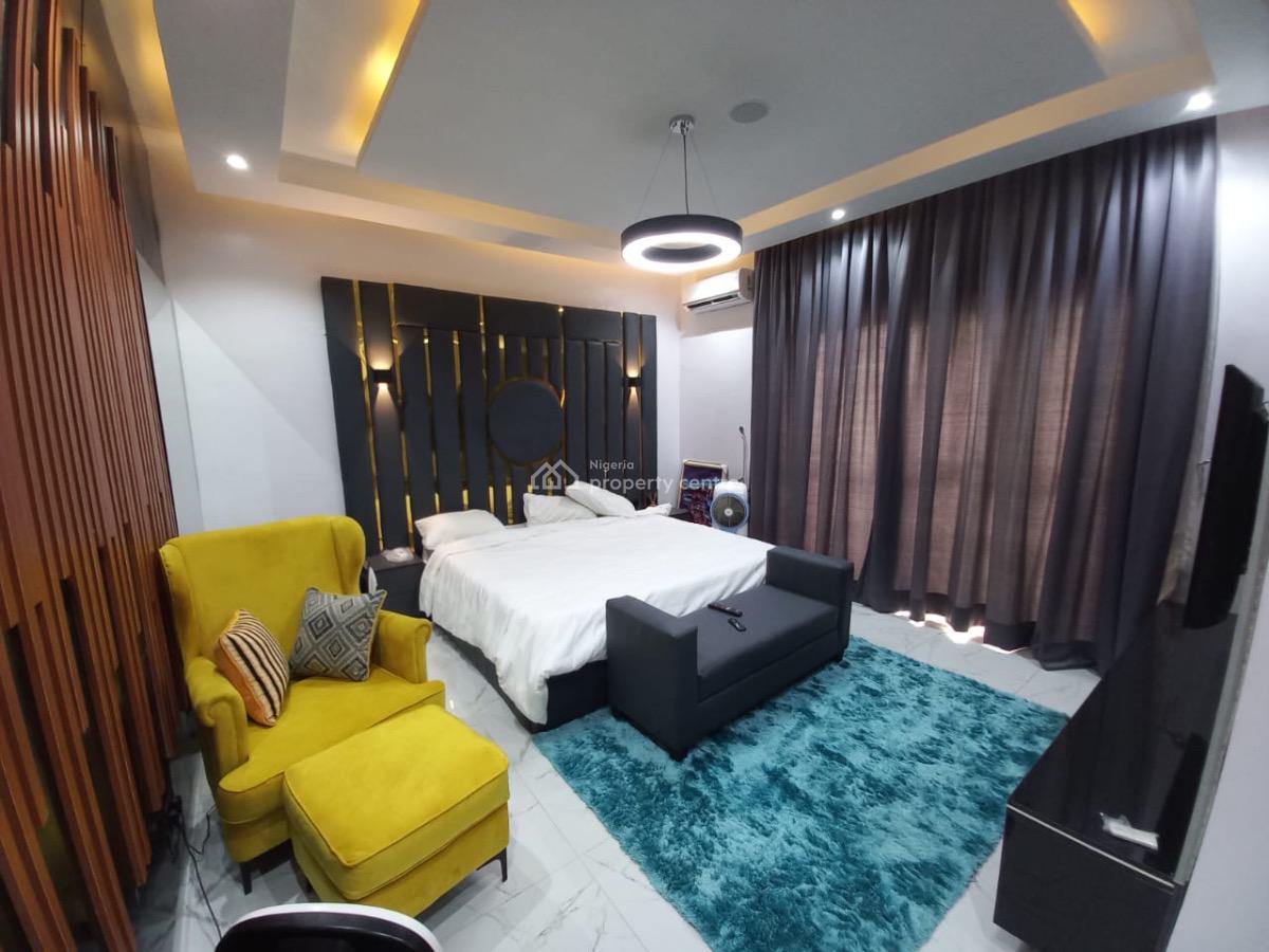 Waterfront 1 Bedroom Apartment with Swimming Pool, Fitted Gym, Cinema, Lekki Phase 1, Lekki, Lagos, Flat / Apartment Short Let