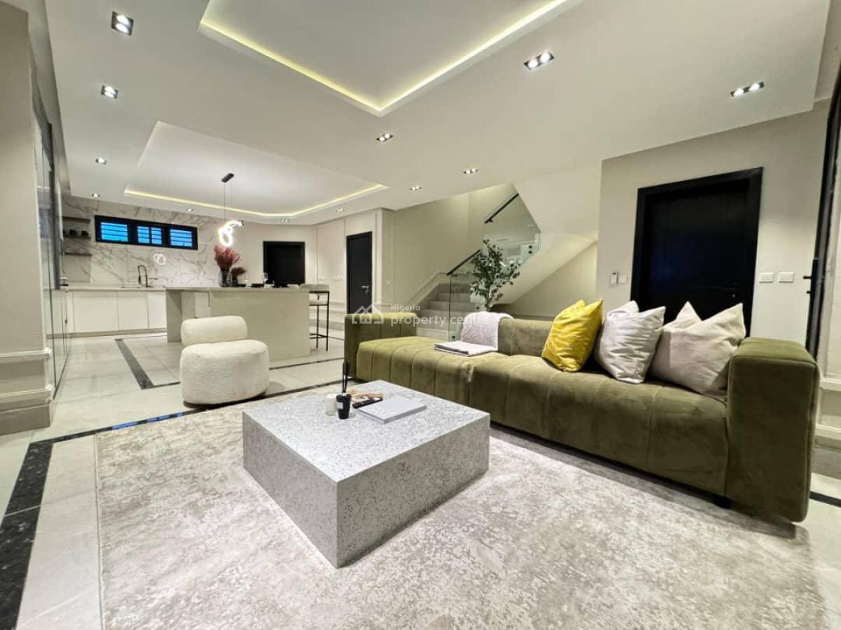 3 Bedroom Apartment with Top Notch Amenities Available for Short/long, Lekki Phase 1, Lekki, Lagos, Flat / Apartment Short Let