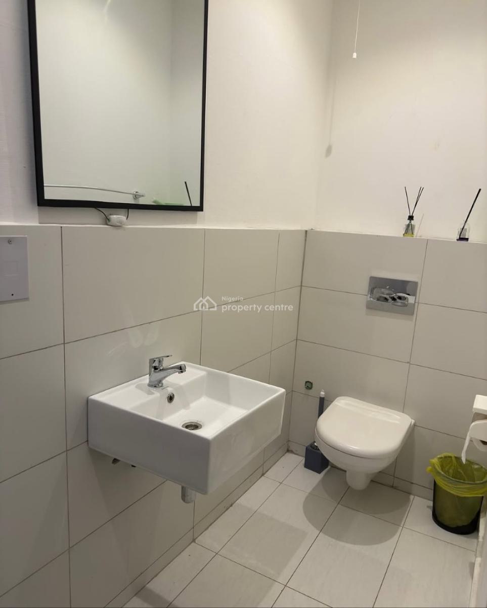 Luxurious 1 Bedroom Duplex Loft, in a Secure Estate with Pool, Lekki Phase 1, Lekki, Lagos, Flat / Apartment Short Let