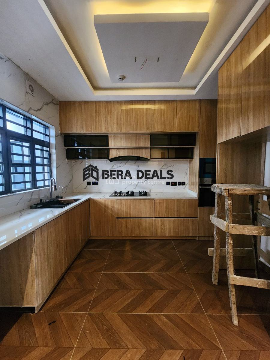 Newly Built Four(4) Bedroom Townhouses with Bqs, Lekki Phase 1, Lekki, Lagos, Terraced Duplex for Sale