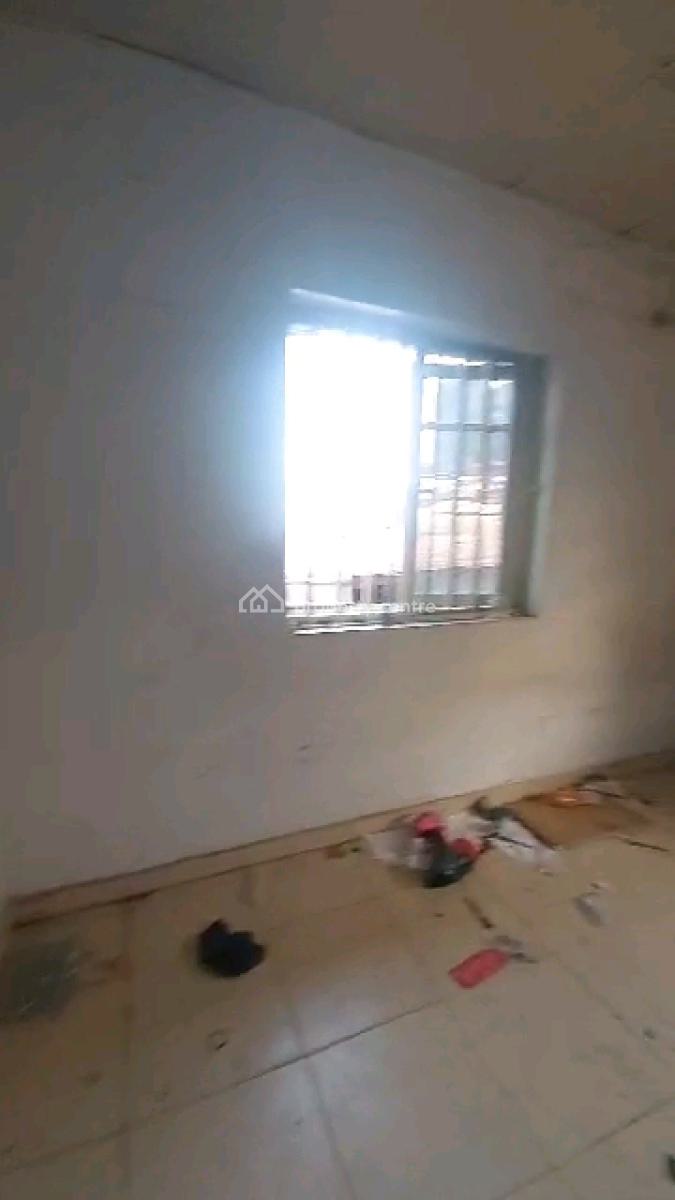 Very Lovely Self Contain, Oshifolarin Street, Akoka, Yaba, Lagos, Self Contain (single Rooms) for Rent