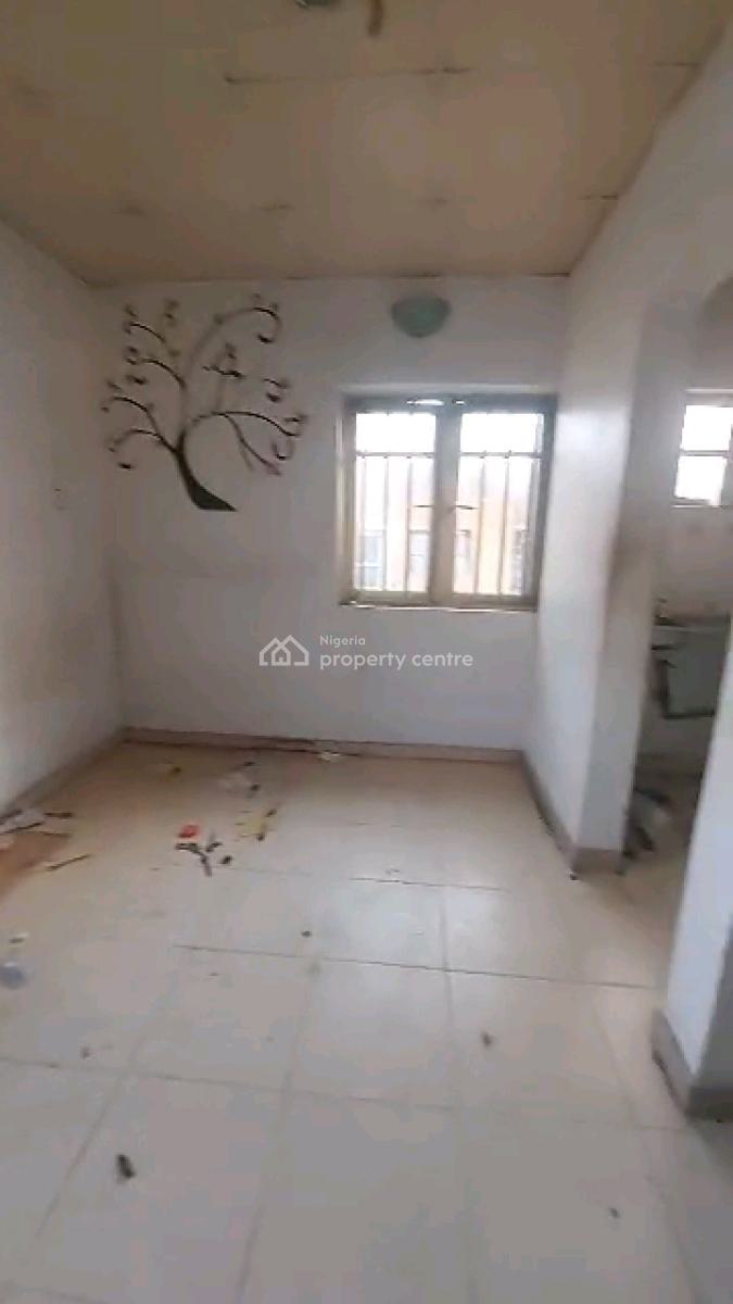 Very Lovely Self Contain, Oshifolarin Street, Akoka, Yaba, Lagos, Self Contain (single Rooms) for Rent