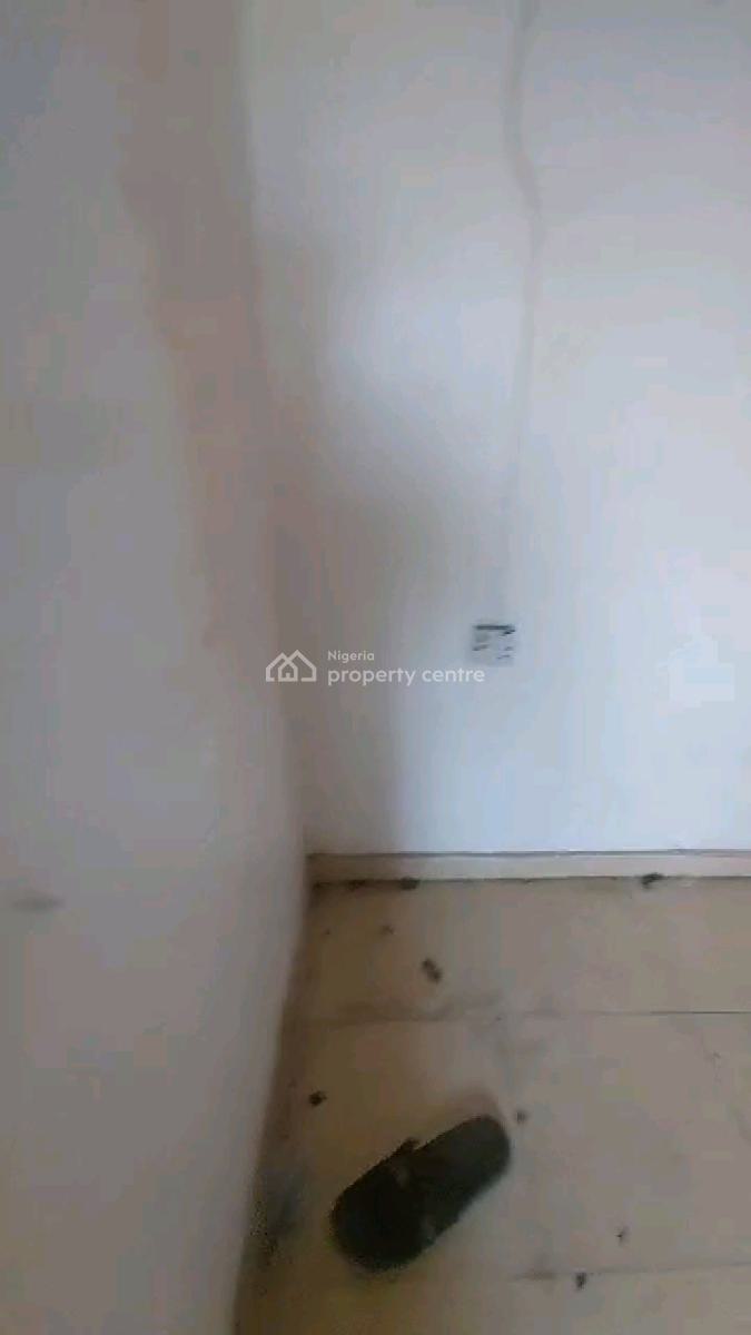 Very Lovely Self Contain, Oshifolarin Street, Akoka, Yaba, Lagos, Self Contain (single Rooms) for Rent