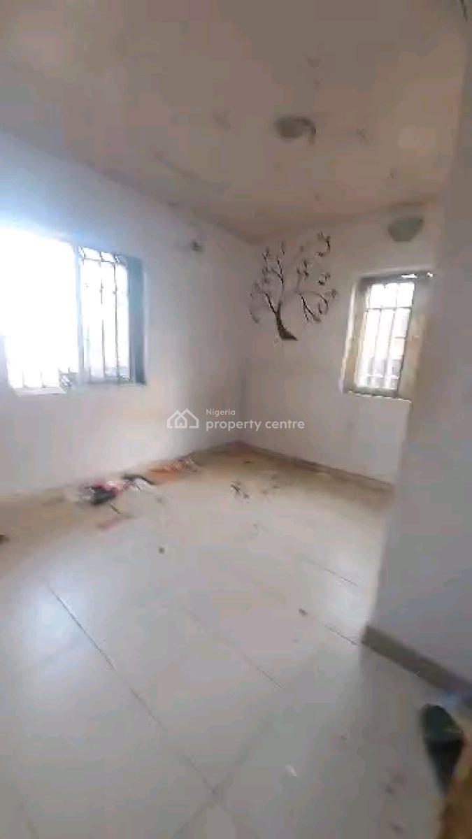 Very Lovely Self Contain, Oshifolarin Street, Akoka, Yaba, Lagos, Self Contain (single Rooms) for Rent