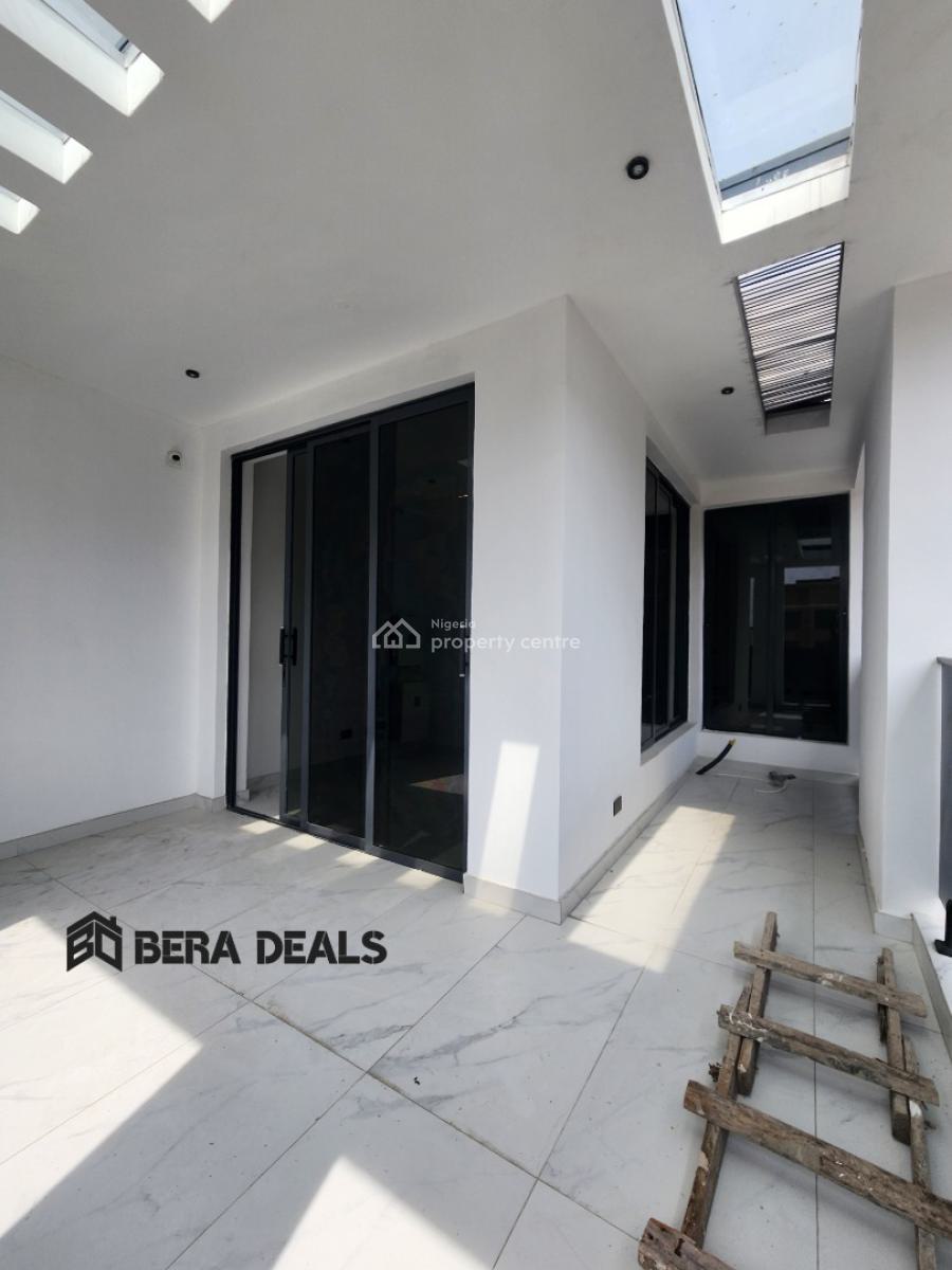 Newly Built Four (4) Bedroom Penthouse, Lekki Phase 1, Lekki, Lagos, Detached Duplex for Sale