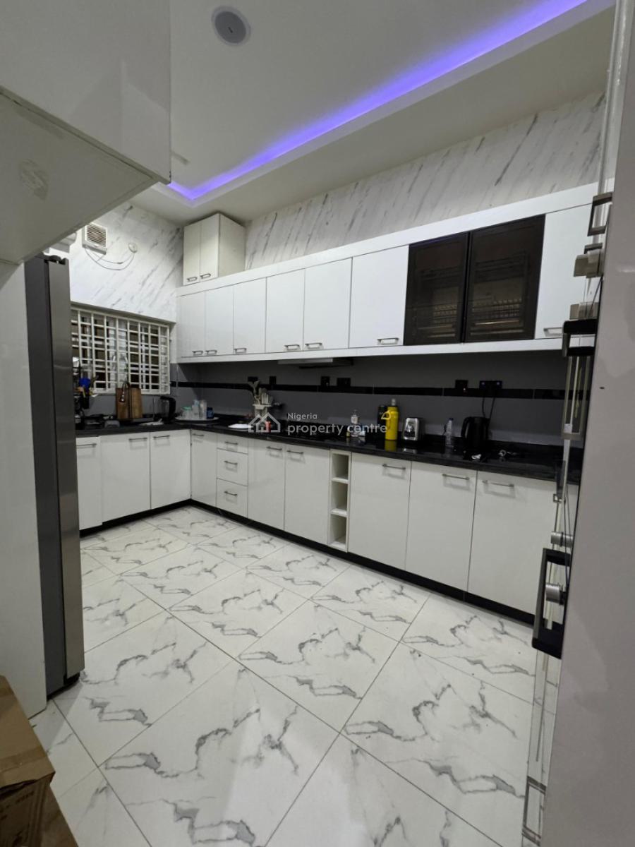 Luxury Furnished, Wuse 2, Abuja, Flat / Apartment Short Let