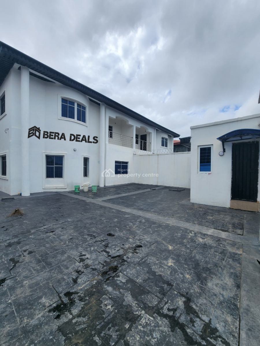 5 Bedroom Semi-detached House with Bq, Ajah, Lagos, Semi-detached Duplex for Sale