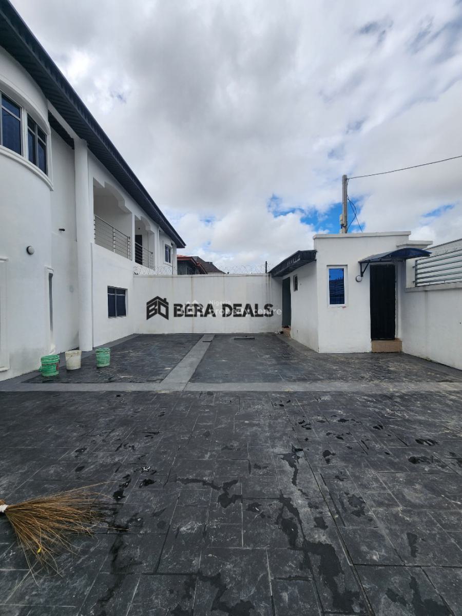 5 Bedroom Semi-detached House with Bq, Ajah, Lagos, Semi-detached Duplex for Sale