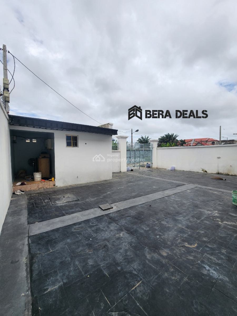 5 Bedroom Semi-detached House with Bq, Ajah, Lagos, Semi-detached Duplex for Sale