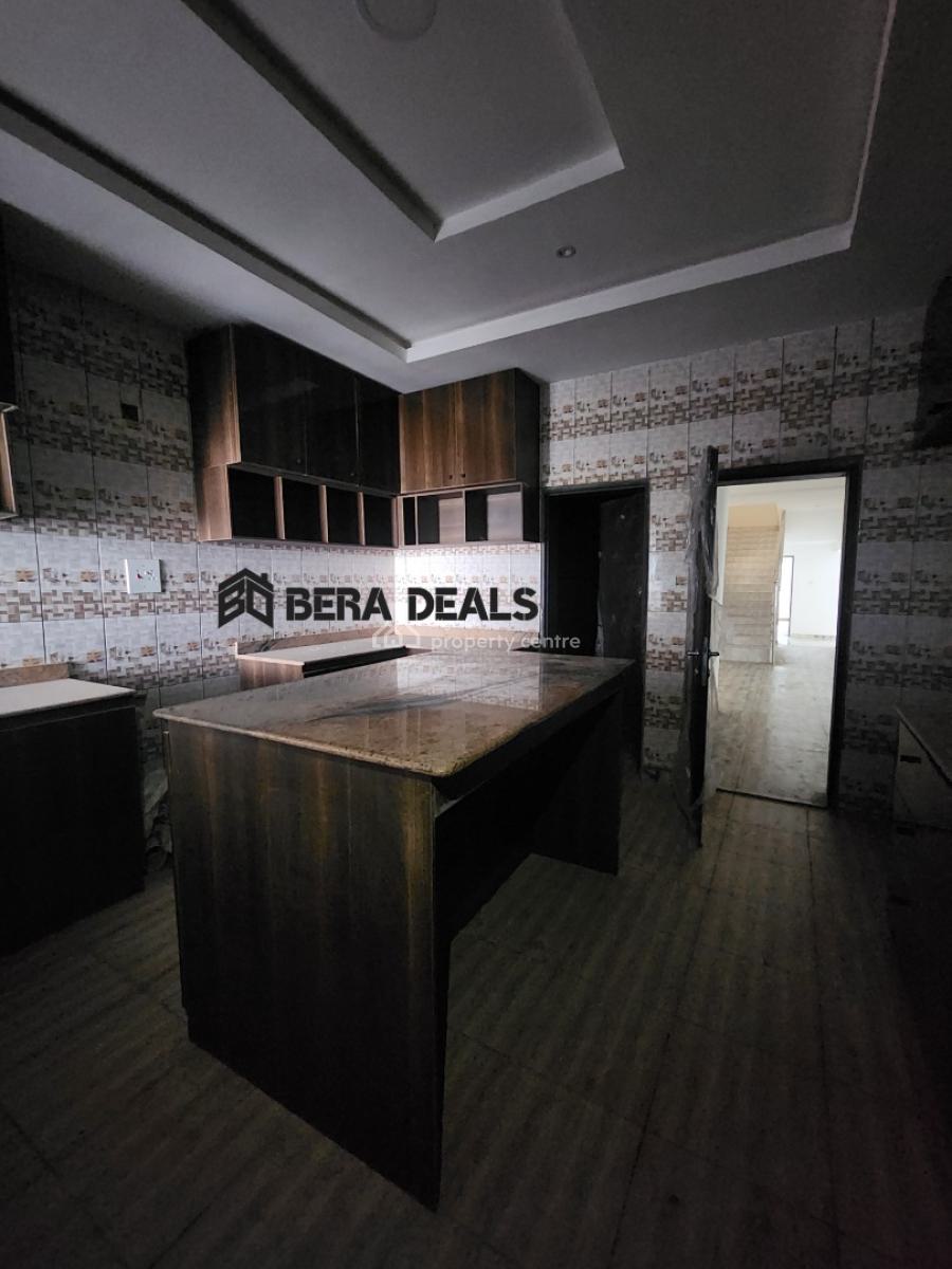 5 Bedroom Semi-detached House with Bq, Ajah, Lagos, Semi-detached Duplex for Sale