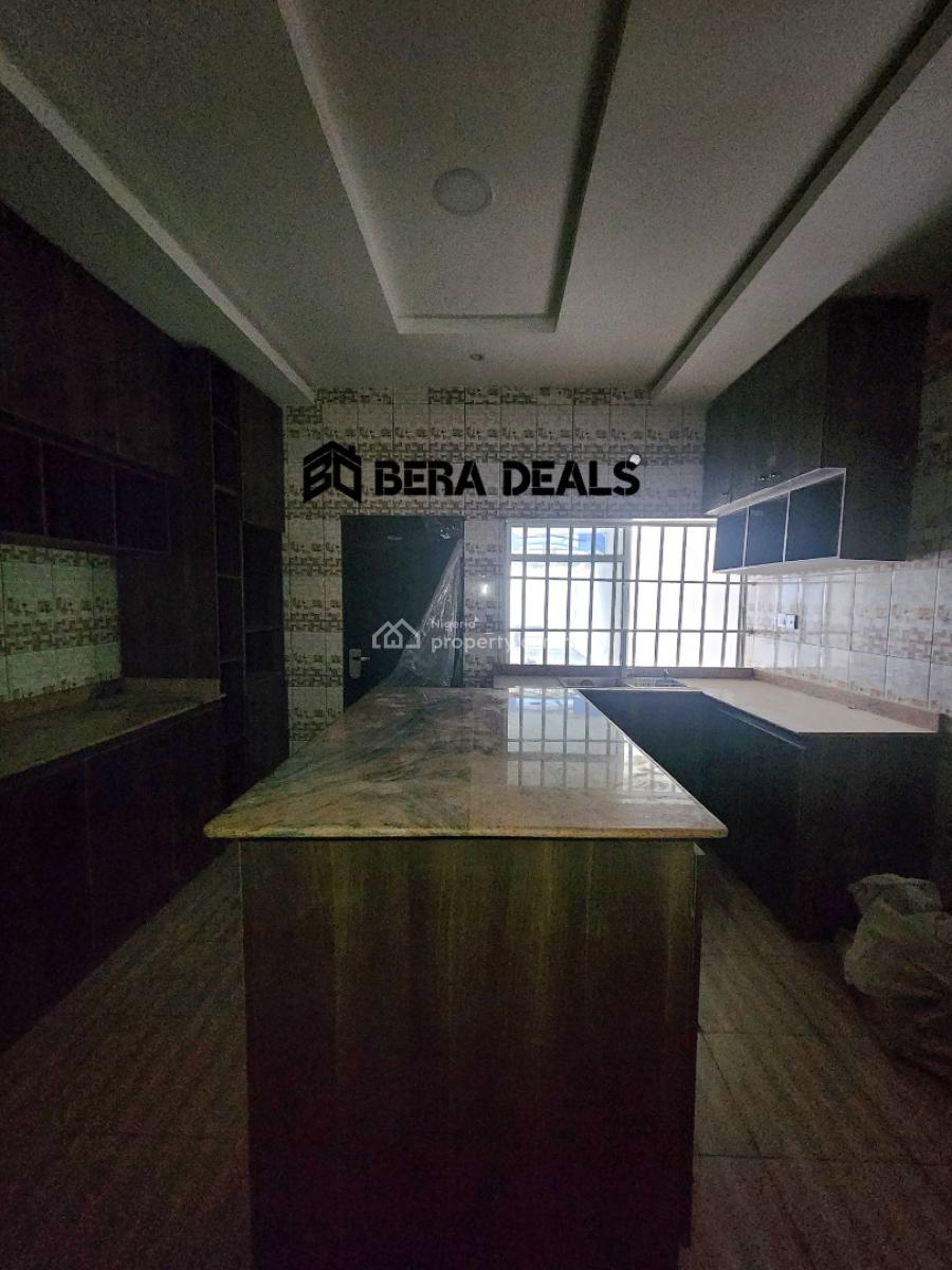 5 Bedroom Semi-detached House with Bq, Ajah, Lagos, Semi-detached Duplex for Sale