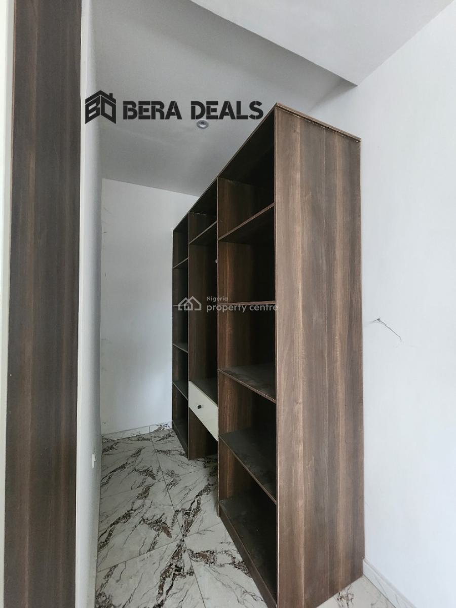 5 Bedroom Semi-detached House with Bq, Ajah, Lagos, Semi-detached Duplex for Sale