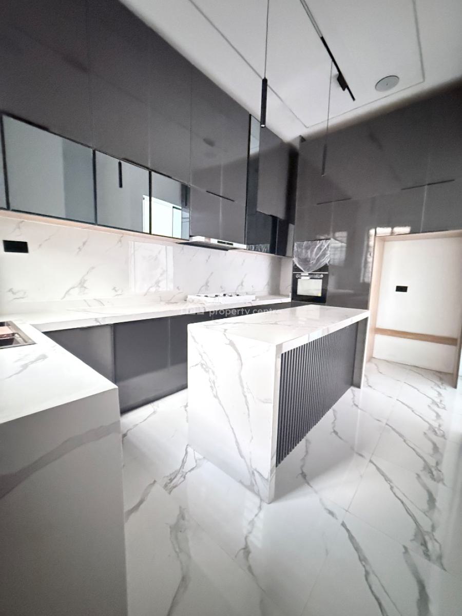 4-bedroom Terrace Duplex, Osapa, Lekki, Lagos, Terraced Duplex for Sale