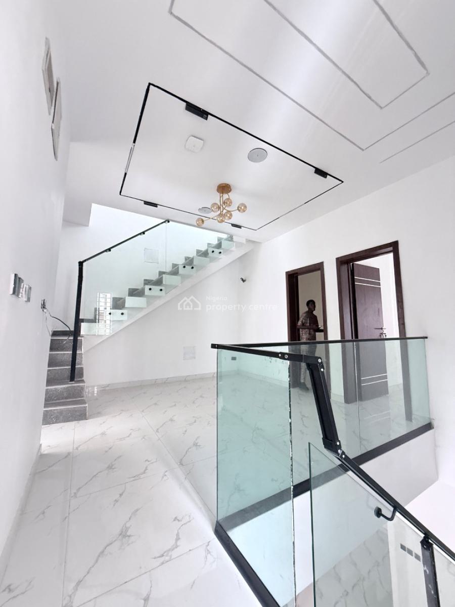 4-bedroom Terrace Duplex, Osapa, Lekki, Lagos, Terraced Duplex for Sale