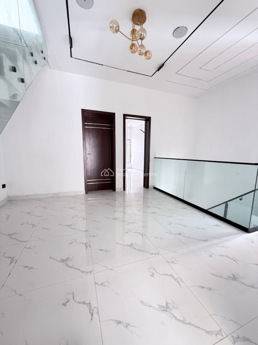 4-bedroom Terrace Duplex, Osapa, Lekki, Lagos, Terraced Duplex for Sale