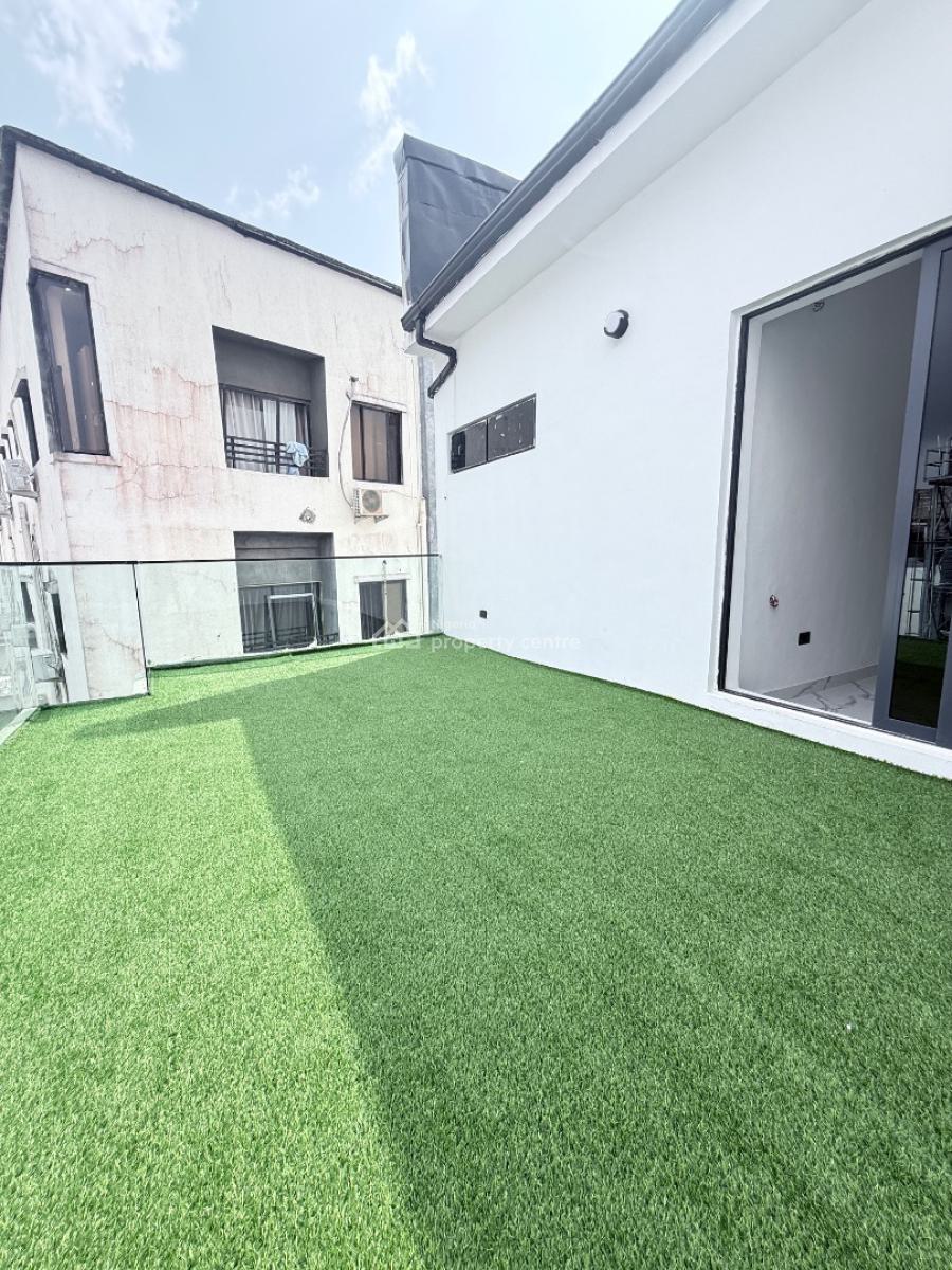 4-bedroom Terrace Duplex, Osapa, Lekki, Lagos, Terraced Duplex for Sale
