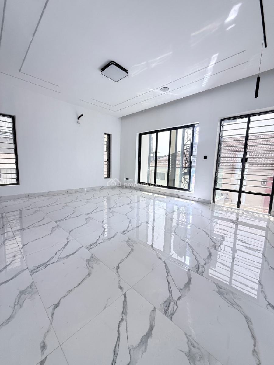 4-bedroom Terrace Duplex, Osapa, Lekki, Lagos, Terraced Duplex for Sale