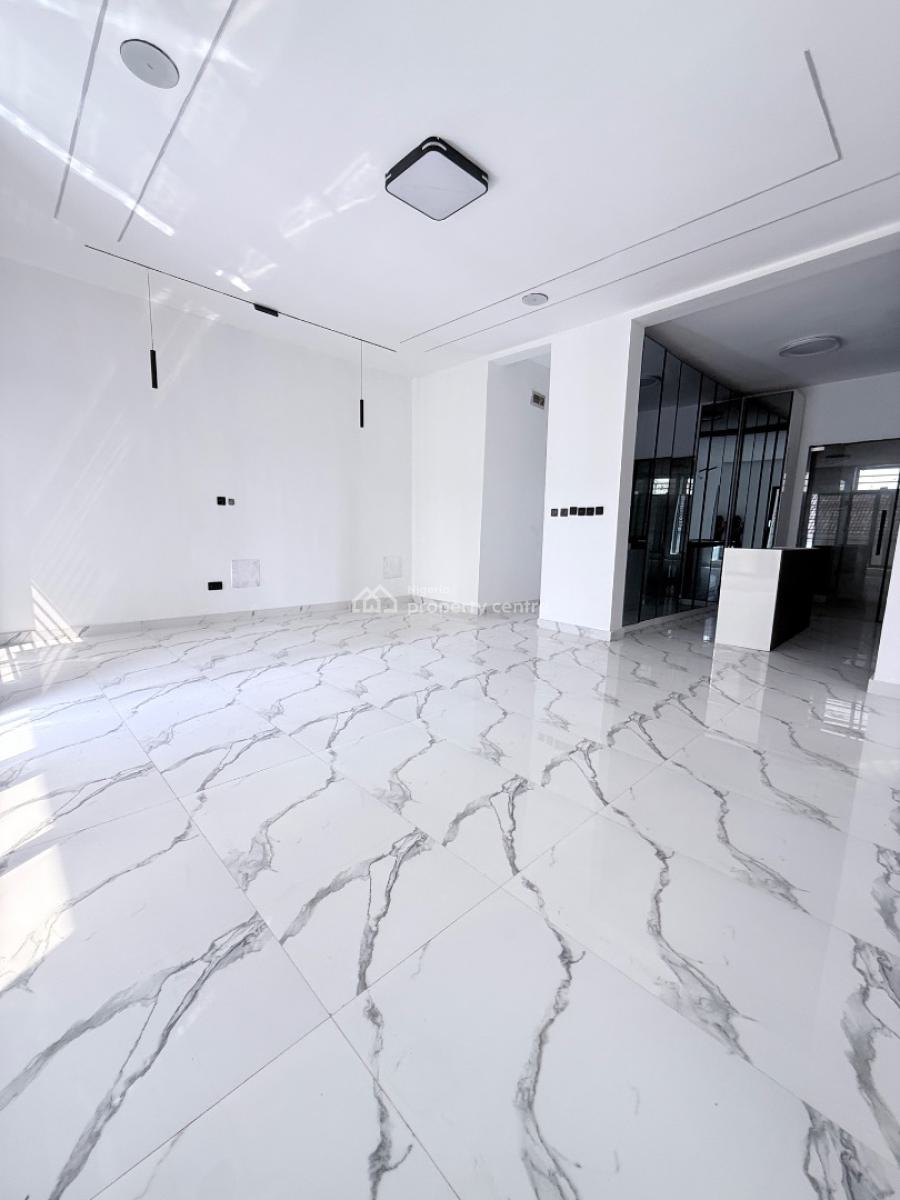 4-bedroom Terrace Duplex, Osapa, Lekki, Lagos, Terraced Duplex for Sale