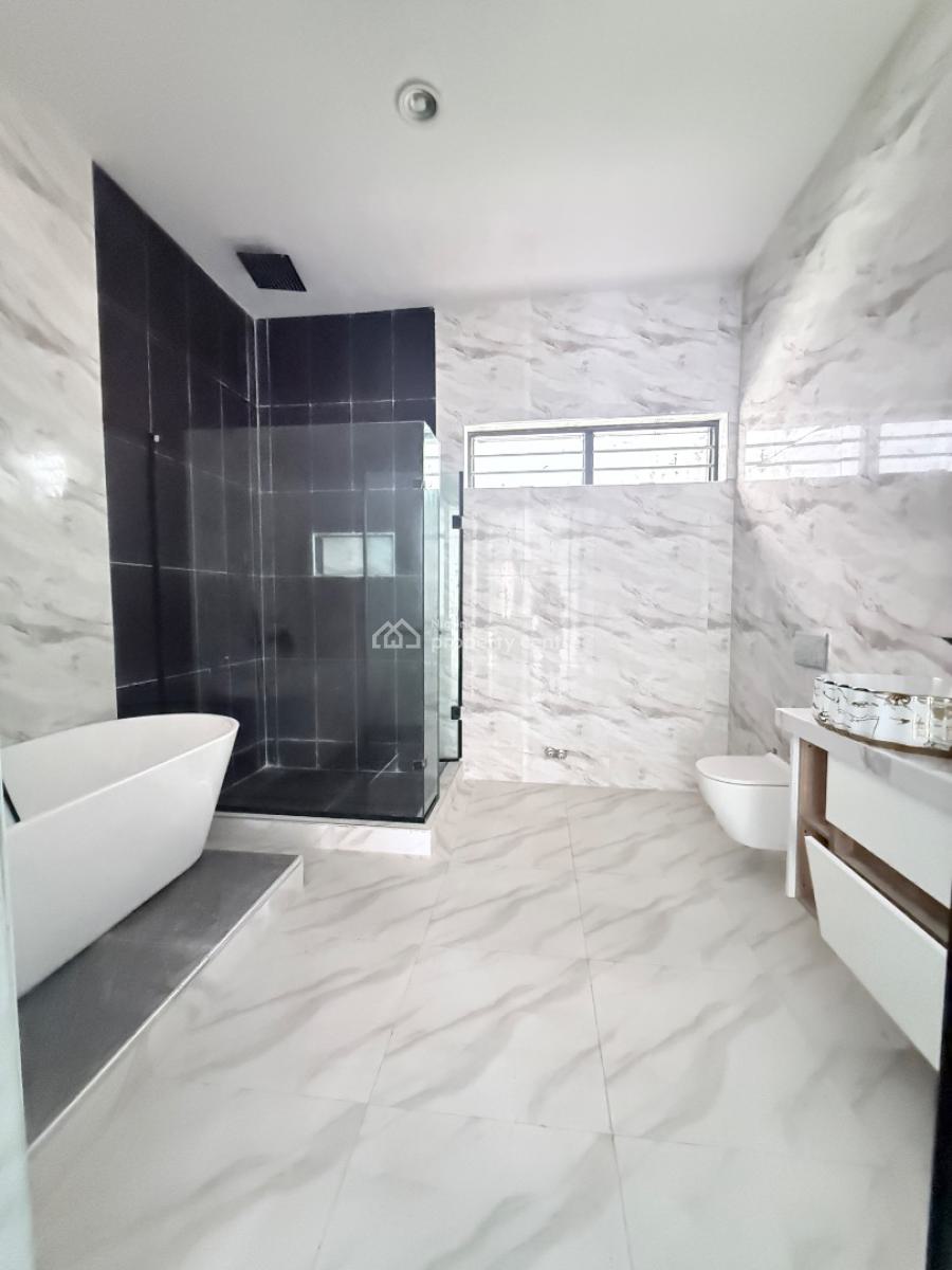 4-bedroom Terrace Duplex, Osapa, Lekki, Lagos, Terraced Duplex for Sale