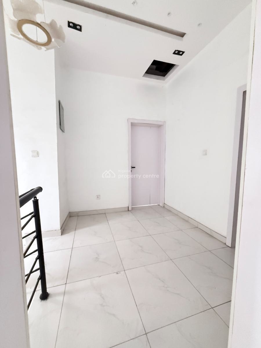 4-bedroom Semi-detached Duplex with Bq, Thomas Estate, Ajah, Lagos, Semi-detached Duplex for Sale