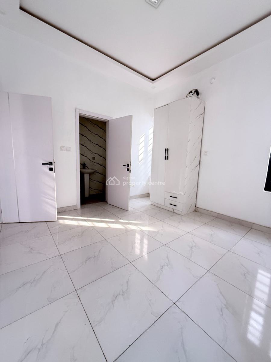 4-bedroom Semi-detached Duplex with Bq, Thomas Estate, Ajah, Lagos, Semi-detached Duplex for Sale