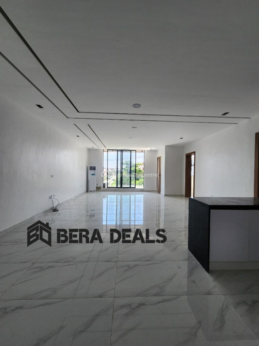 Luxury 2 Bedroom Apartment, Lekki Phase 1, Lekki, Lagos, Block of Flats for Sale