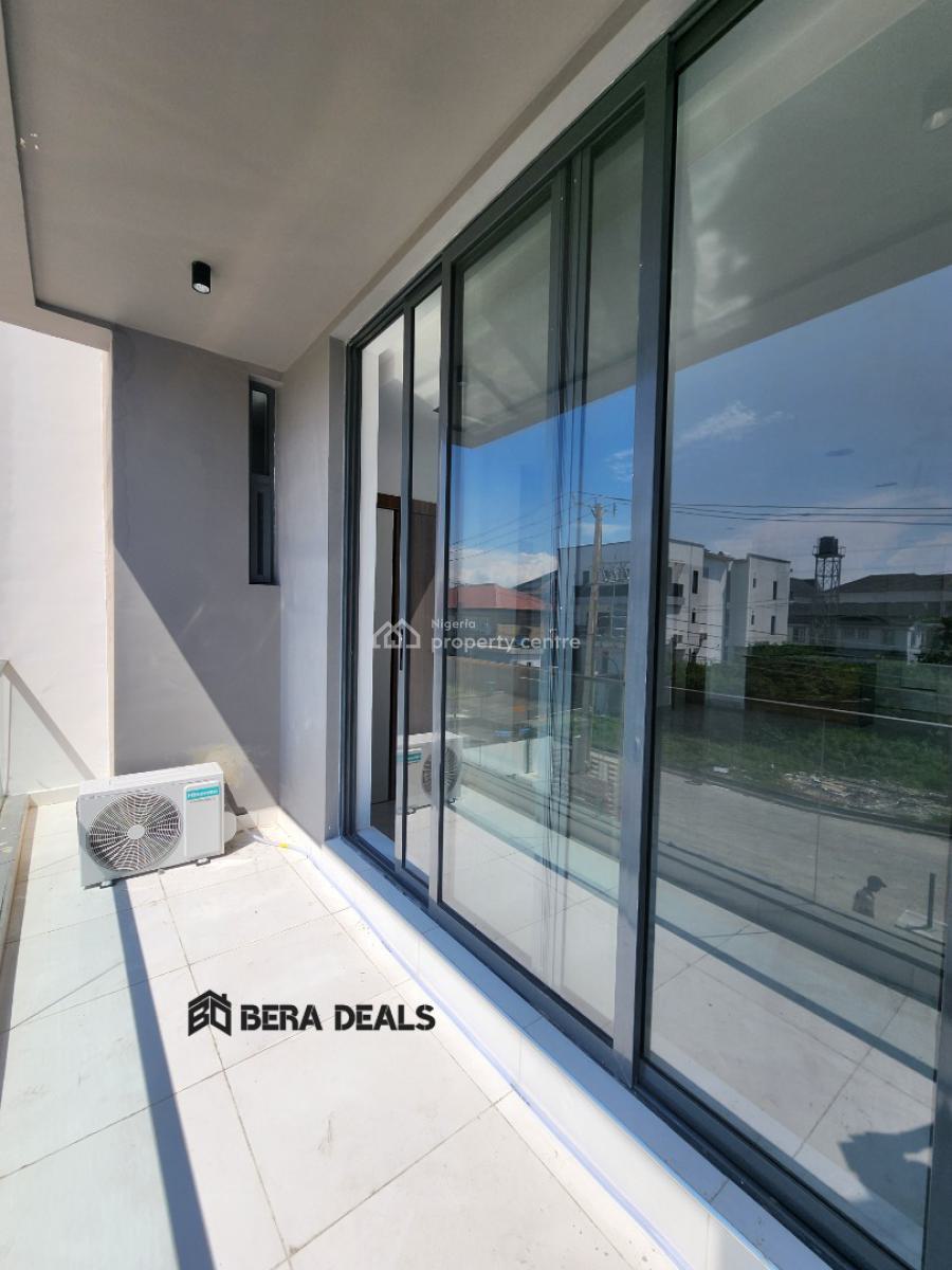 Luxury 2 Bedroom Apartment, Lekki Phase 1, Lekki, Lagos, Block of Flats for Sale