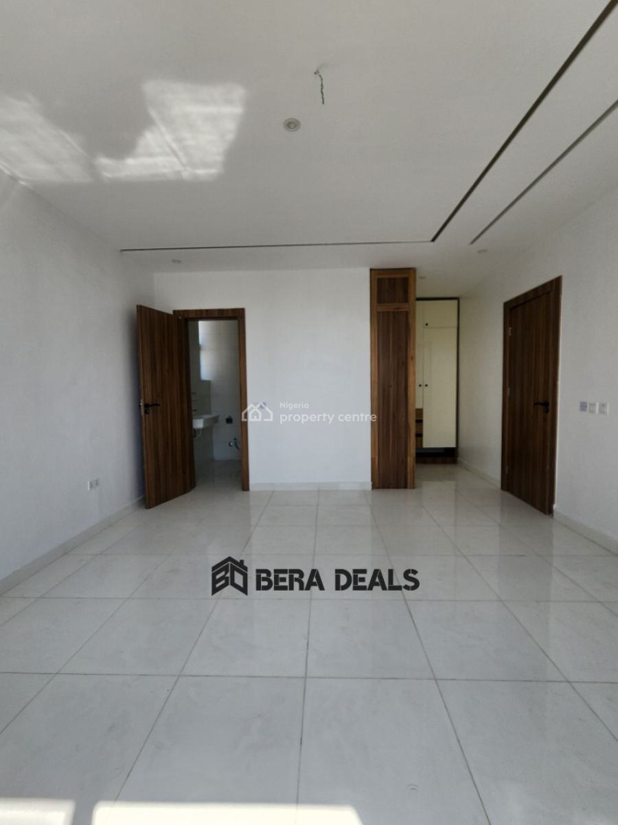 Luxury 2 Bedroom Apartment, Lekki Phase 1, Lekki, Lagos, Block of Flats for Sale