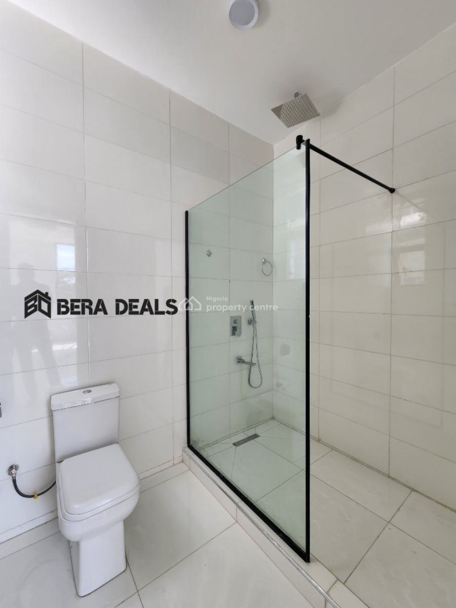 Luxury 2 Bedroom Apartment, Lekki Phase 1, Lekki, Lagos, Block of Flats for Sale