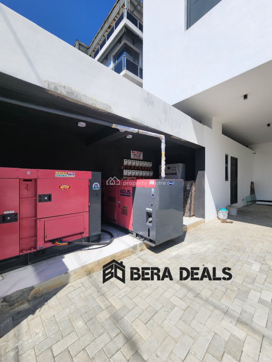 Luxury 2 Bedroom Apartment, Lekki Phase 1, Lekki, Lagos, Block of Flats for Sale