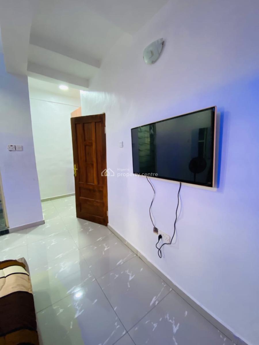 1 Bedroom Apartment, Ikeja, Lagos, Flat / Apartment Short Let