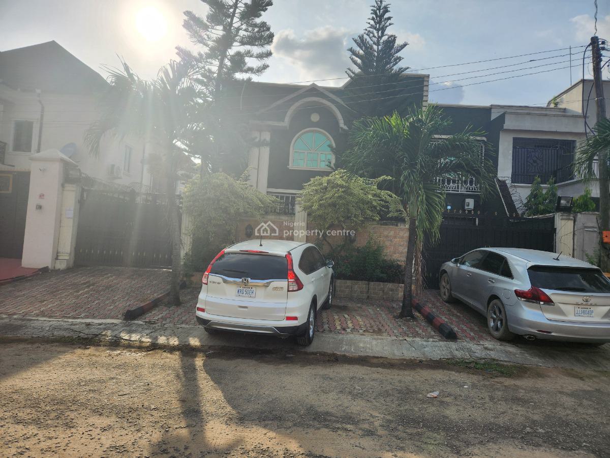 5 Bedrooms Semi Detached Duplex with a Bq, Egbeda, Alimosho, Lagos, Semi-detached Duplex for Sale