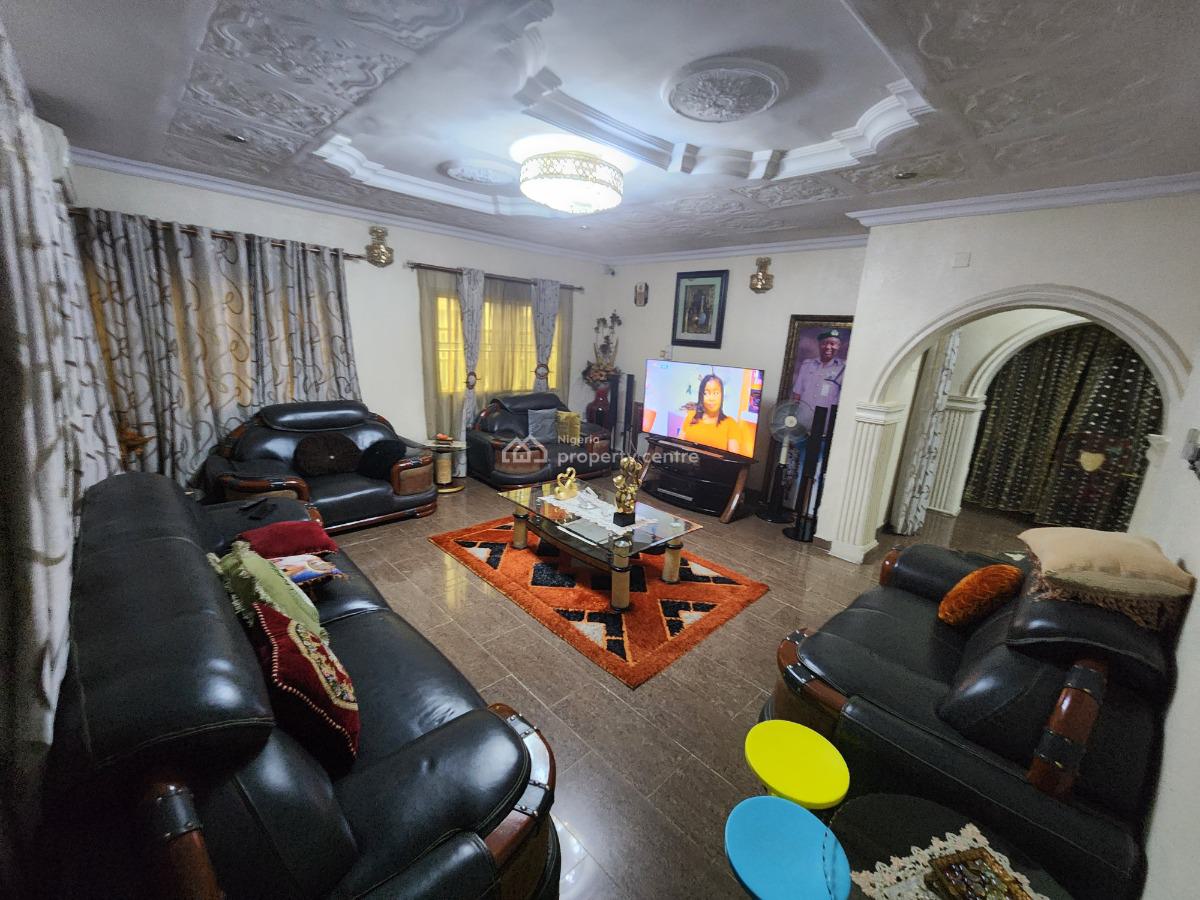 5 Bedrooms Semi Detached Duplex with a Bq, Egbeda, Alimosho, Lagos, Semi-detached Duplex for Sale