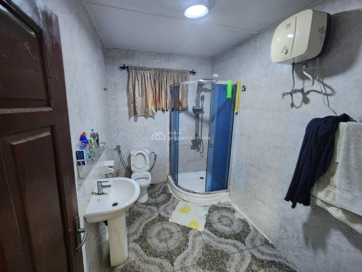 5 Bedrooms Semi Detached Duplex with a Bq, Egbeda, Alimosho, Lagos, Semi-detached Duplex for Sale