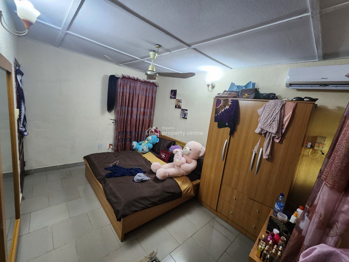 5 Bedrooms Semi Detached Duplex with a Bq, Egbeda, Alimosho, Lagos, Semi-detached Duplex for Sale