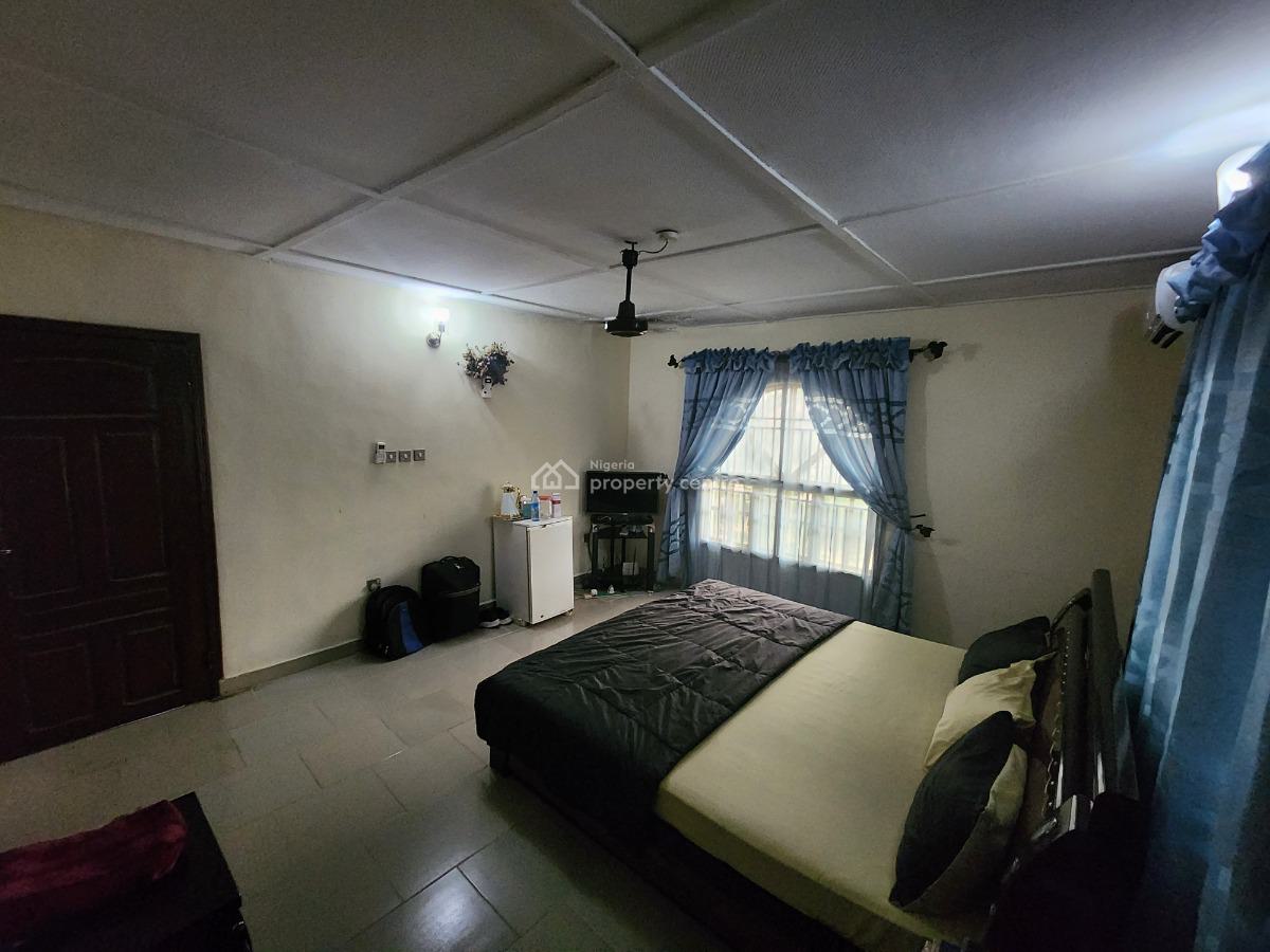 5 Bedrooms Semi Detached Duplex with a Bq, Egbeda, Alimosho, Lagos, Semi-detached Duplex for Sale