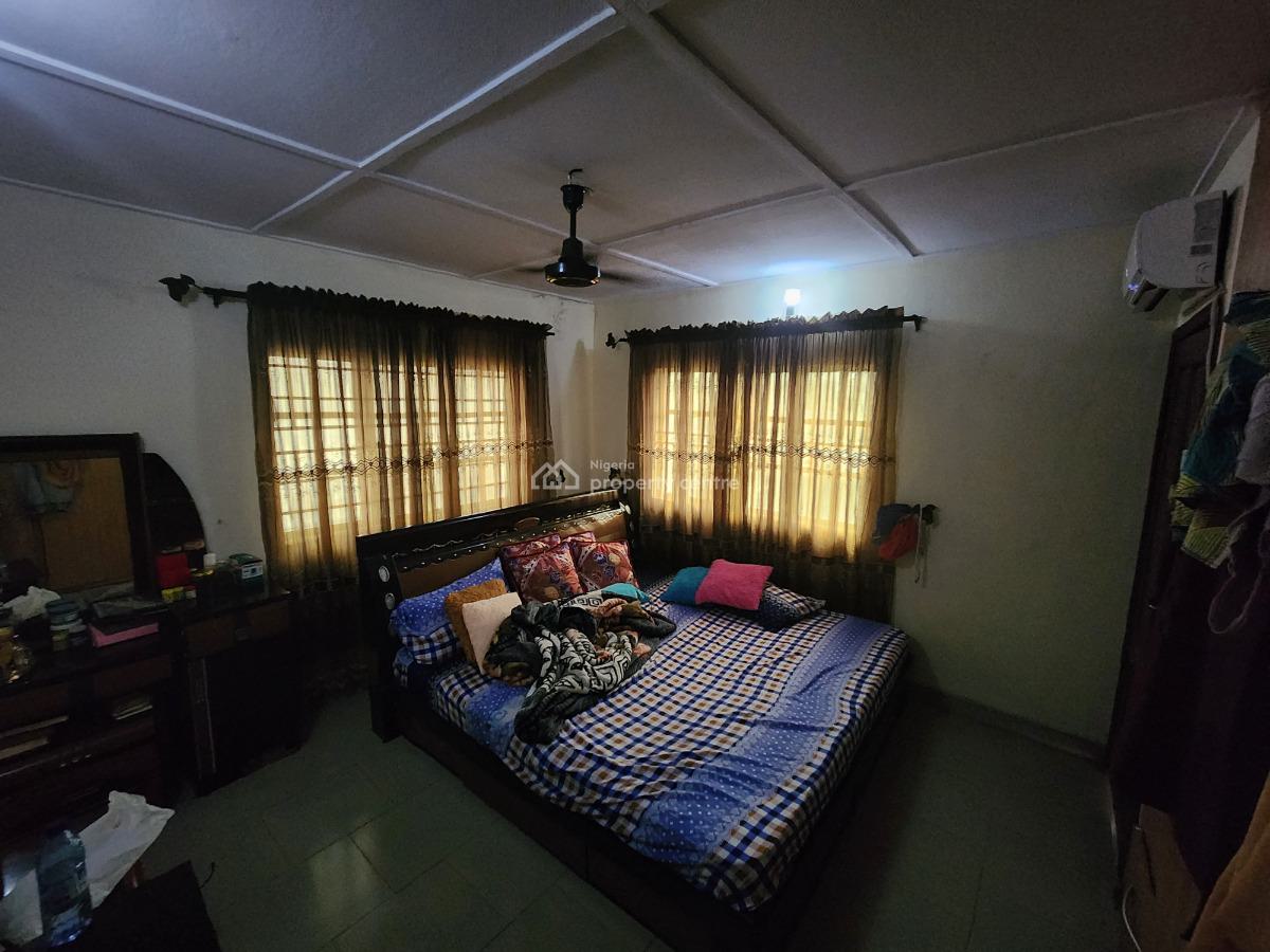 5 Bedrooms Semi Detached Duplex with a Bq, Egbeda, Alimosho, Lagos, Semi-detached Duplex for Sale