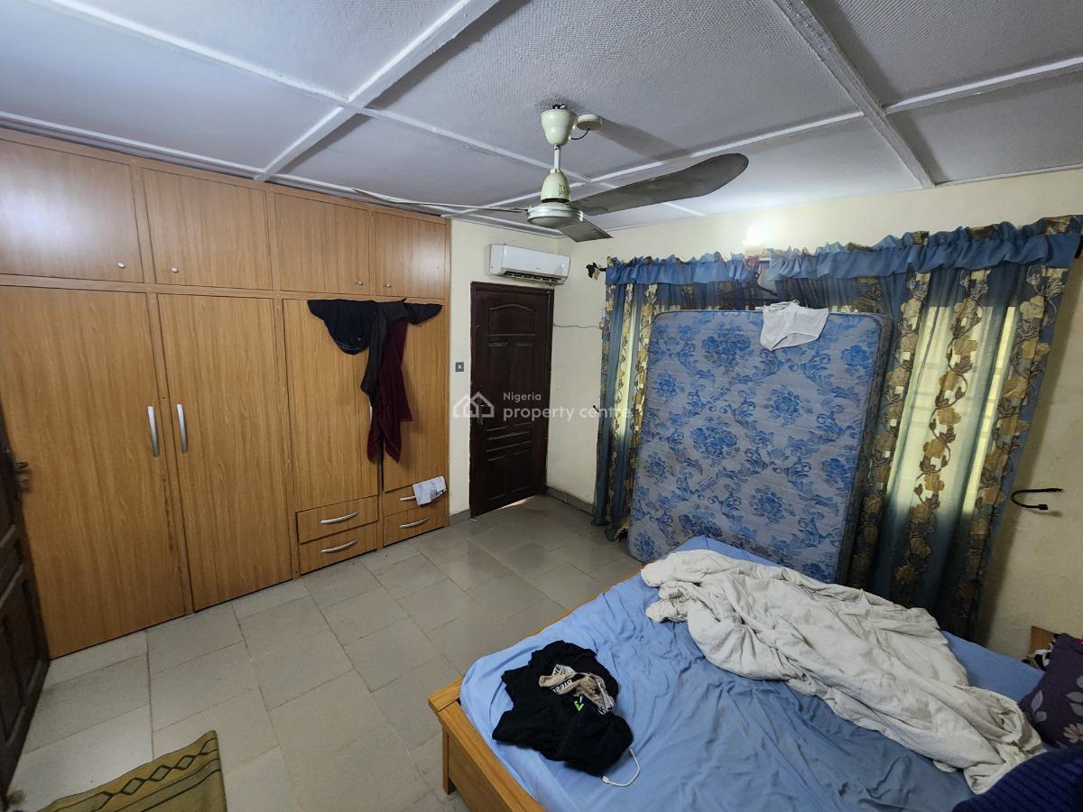 5 Bedrooms Semi Detached Duplex with a Bq, Egbeda, Alimosho, Lagos, Semi-detached Duplex for Sale