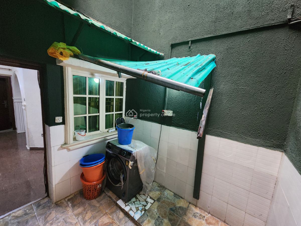 5 Bedrooms Semi Detached Duplex with a Bq, Egbeda, Alimosho, Lagos, Semi-detached Duplex for Sale