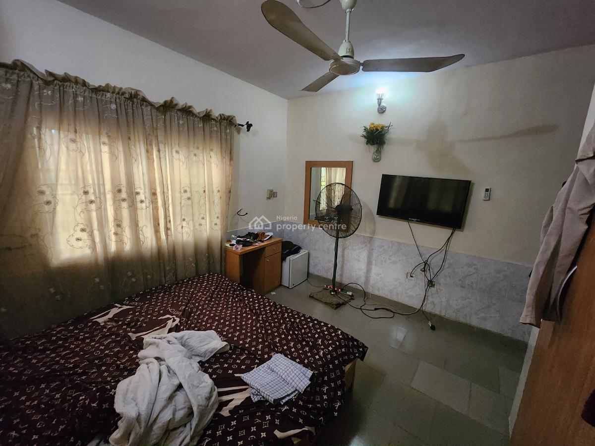 5 Bedrooms Semi Detached Duplex with a Bq, Egbeda, Alimosho, Lagos, Semi-detached Duplex for Sale