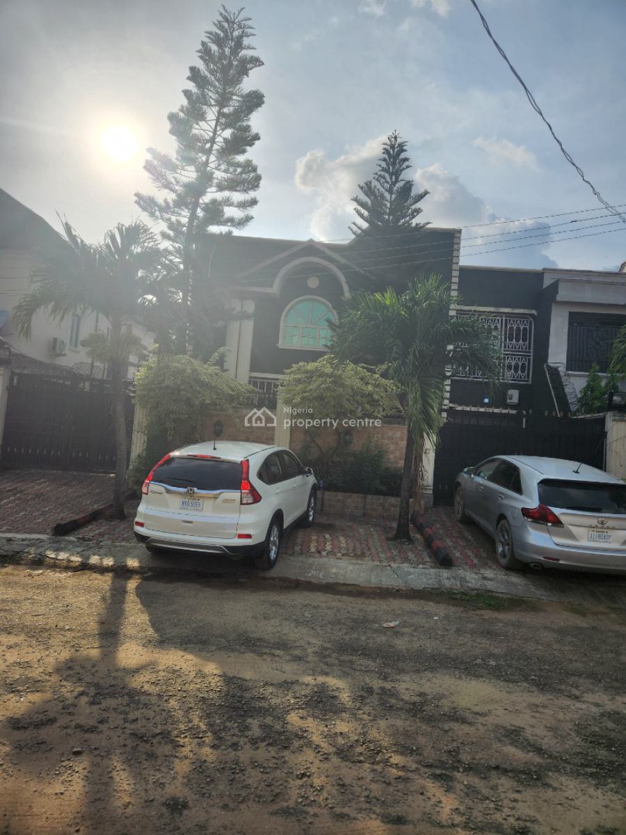 5 Bedrooms Semi Detached Duplex with a Bq, Egbeda, Alimosho, Lagos, Semi-detached Duplex for Sale