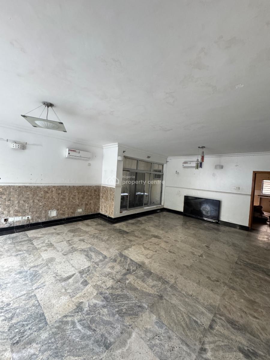 Well Maintained 4 Bedrooms Terraced Duplex, Lekki Phase 1, Lekki, Lagos, Terraced Duplex for Rent