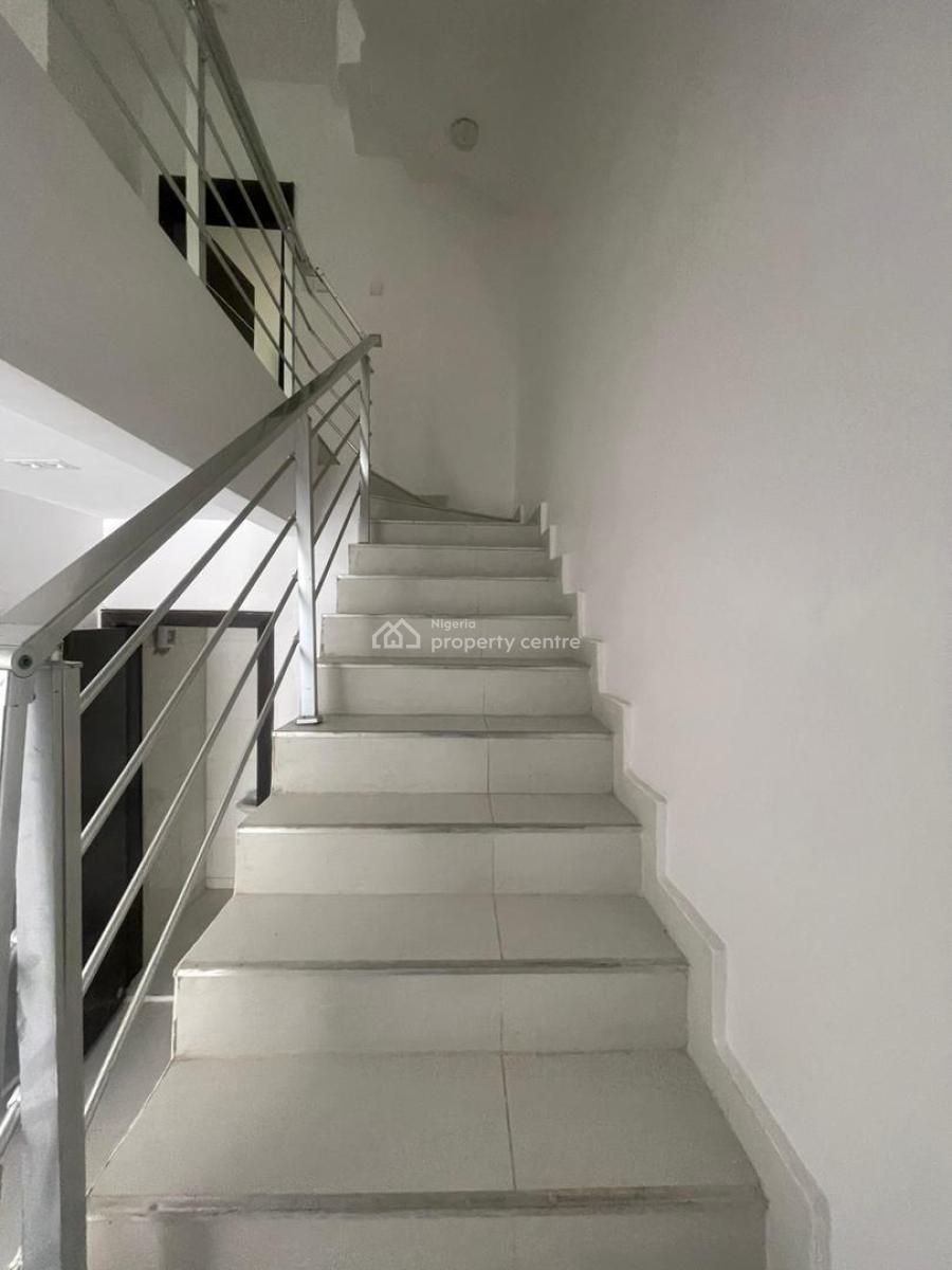 3 Bedrooms Terraced Duplex with a Bq, Agungi, Lekki, Lagos, Terraced Duplex for Rent