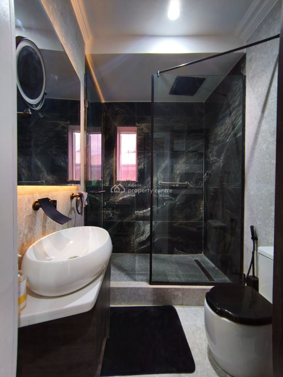 Exquisite for The Executive 1 Bedroom Apartment, Off Admiralty Way, Lekki, Lagos, Mini Flat (room and Parlour) Short Let