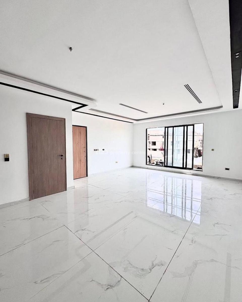 Stunning 2 Bedrooms Apartment, Lekki Phase 1, Lekki, Lagos, Flat / Apartment for Sale